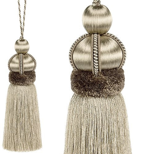 Hallis Antoinette Key Tassel Bisque