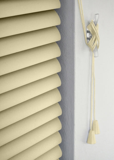 Renaissance Classic PVC Venetian Blind, Cream